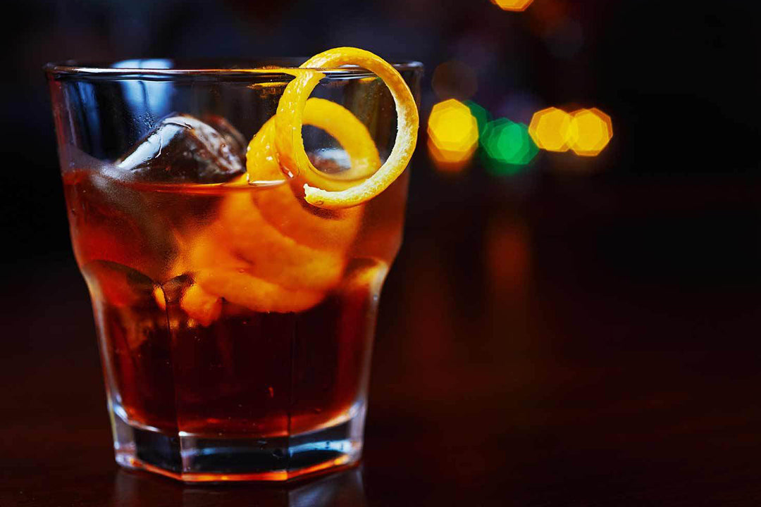 トコナッツアクアシャボンレッドトルコカクテル Jacob's Hibiscus-Vodka & Ginger Cocktail Recipe | Stash Tea